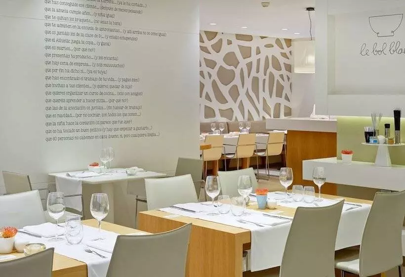 בית מלון כפרי NH Collection Villa De Bilbao