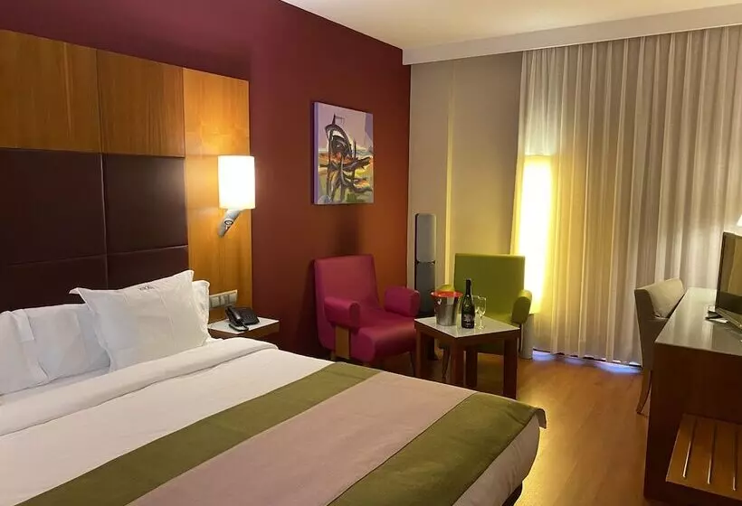 Hotel Num
