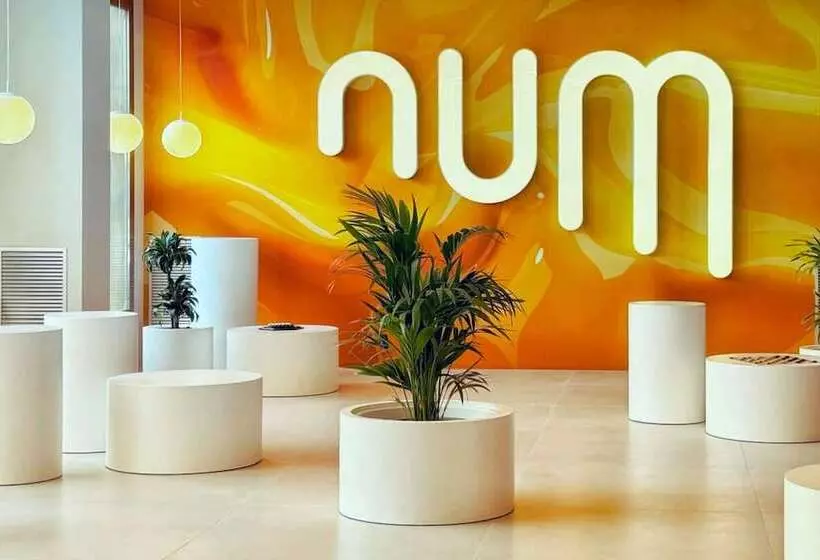 Hotel Num