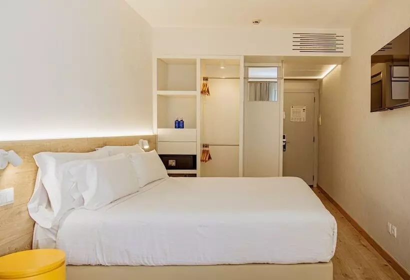 Hotel Num