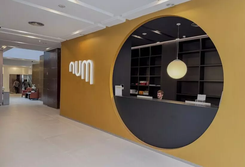 Hotel Num