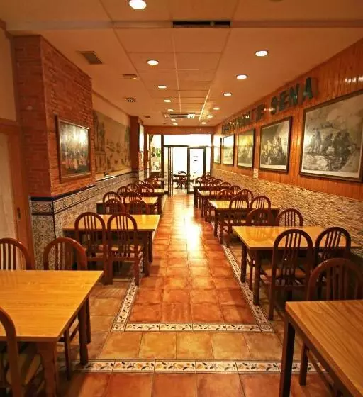 Отель Paris Centro