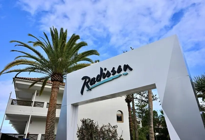 ホテル Radisson Resort & Residences Tenerife