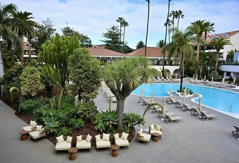 ホテル Radisson Resort & Residences Tenerife