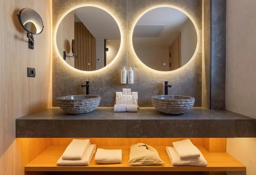 ホテル Radisson Resort & Residences Tenerife