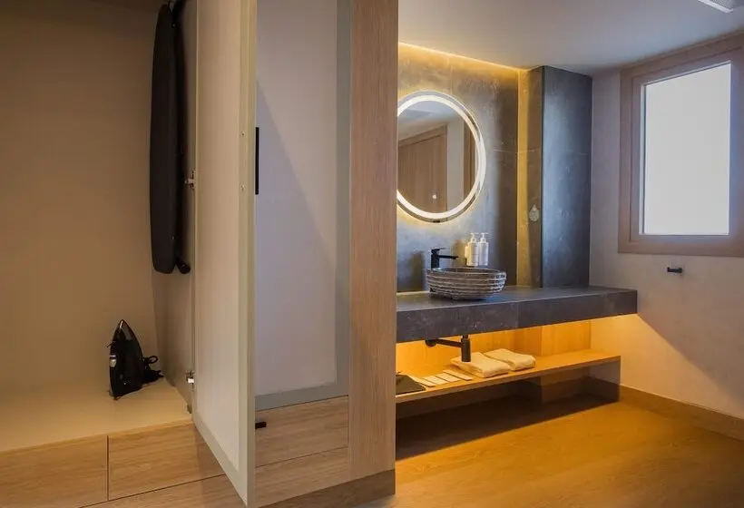 ホテル Radisson Resort & Residences Tenerife
