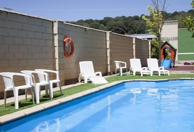 בית מלון כפרי Restaurante Cadosa