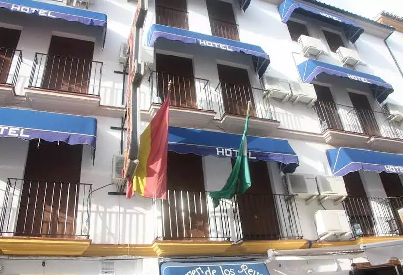 فندق Virgen De Los Reyes