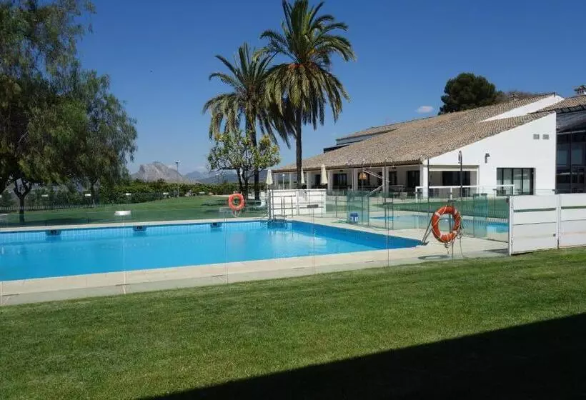 Parador De Antequera