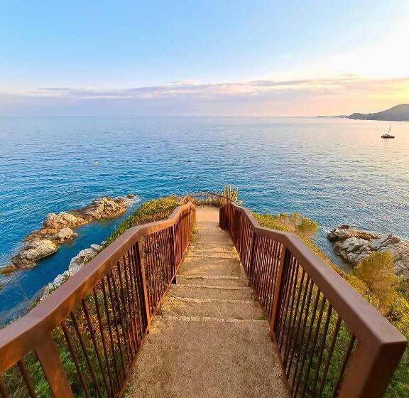 Rigat Park & Spa Hotel   Adults Recommended