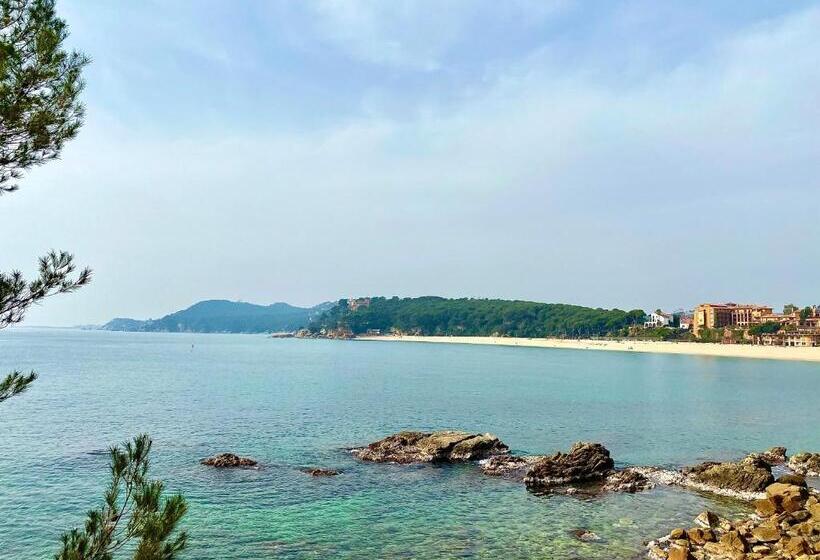 Rigat Park & Spa Hotel   Adults Recommended