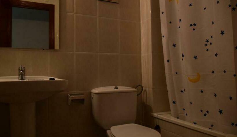 Общежитие Hostal Hoces Del Duraton