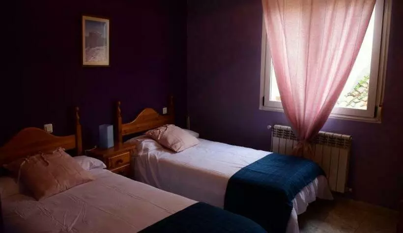 هاستل Hostal Hoces Del Duraton