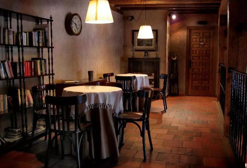 فندق فئة نجمة واحدة Posada El Zaguan