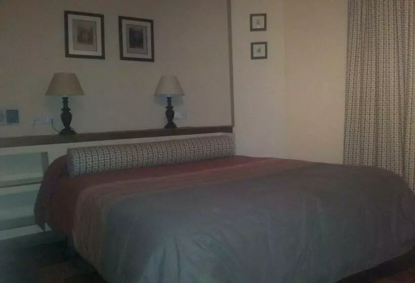 فندق فئة نجمة واحدة Posada El Zaguan