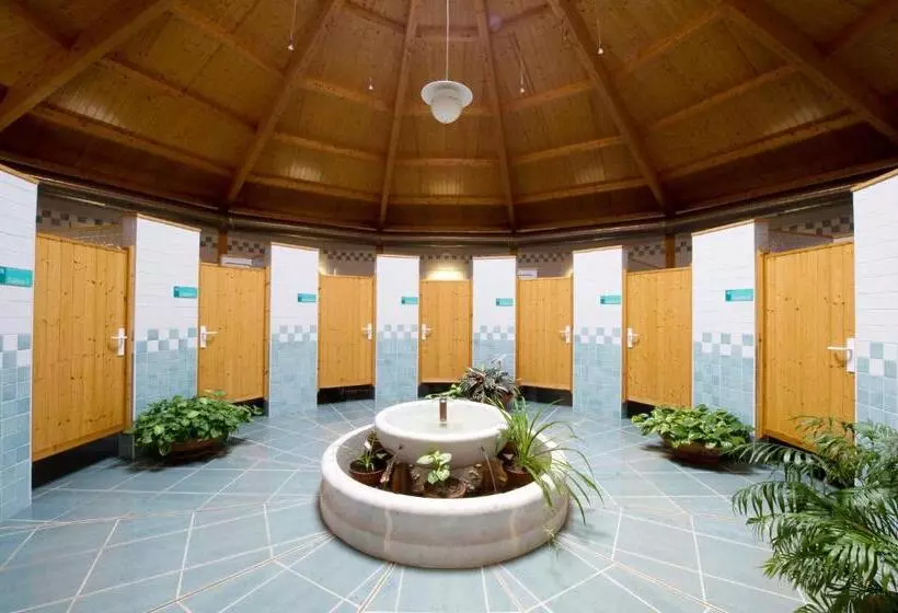 Отель Balneario Cervantes