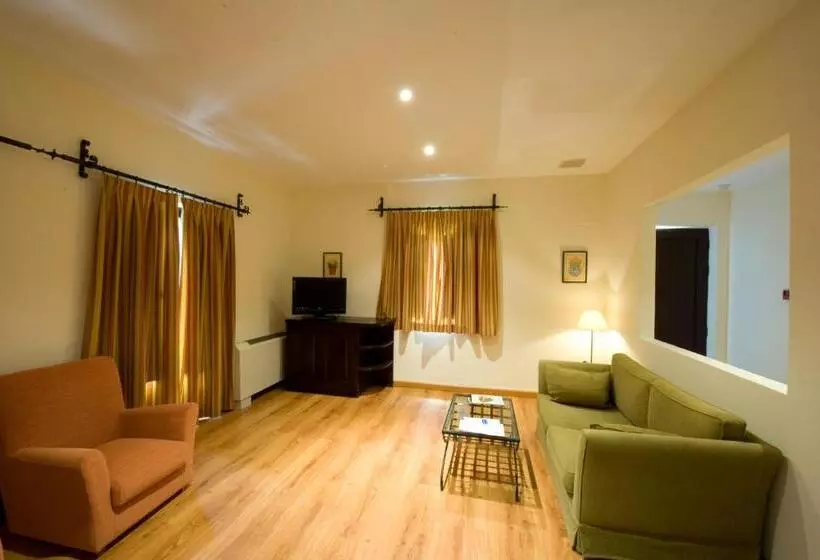 Отель Balneario Cervantes