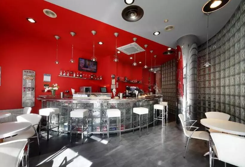 Exe Hotel El Magistral