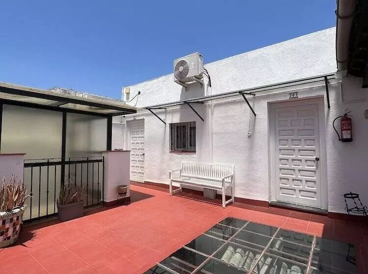 Hotelli Hostal Atenas
