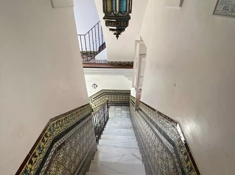 Hotelli Hostal Atenas