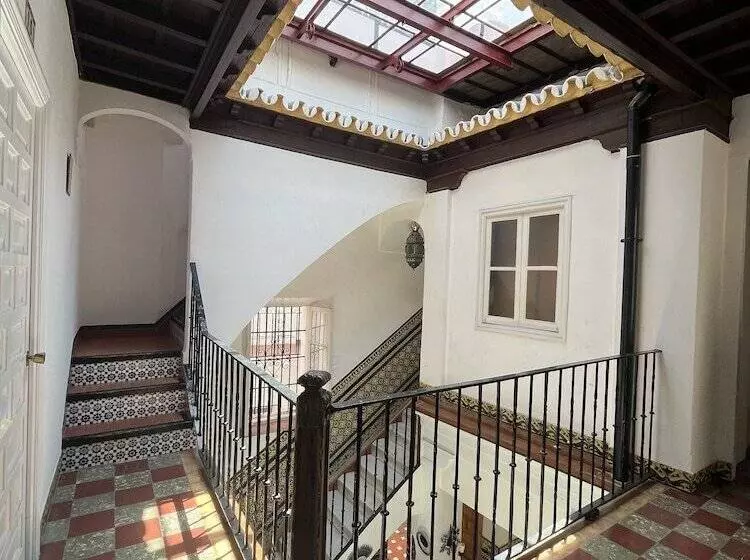Hotelli Hostal Atenas