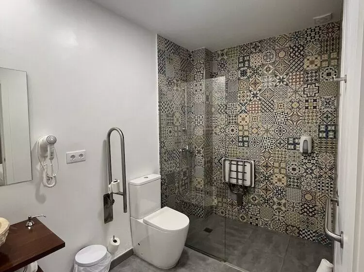 Hotelli Hostal Atenas