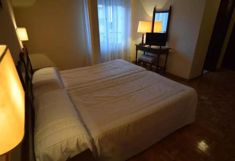 فندق Hostal Blazquez Sanchez