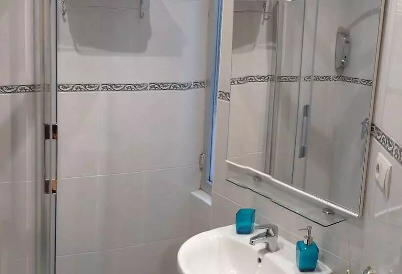 فندق Hostal Hispanico I