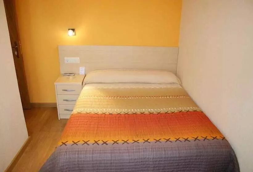 فندق Hostal Hispanico I