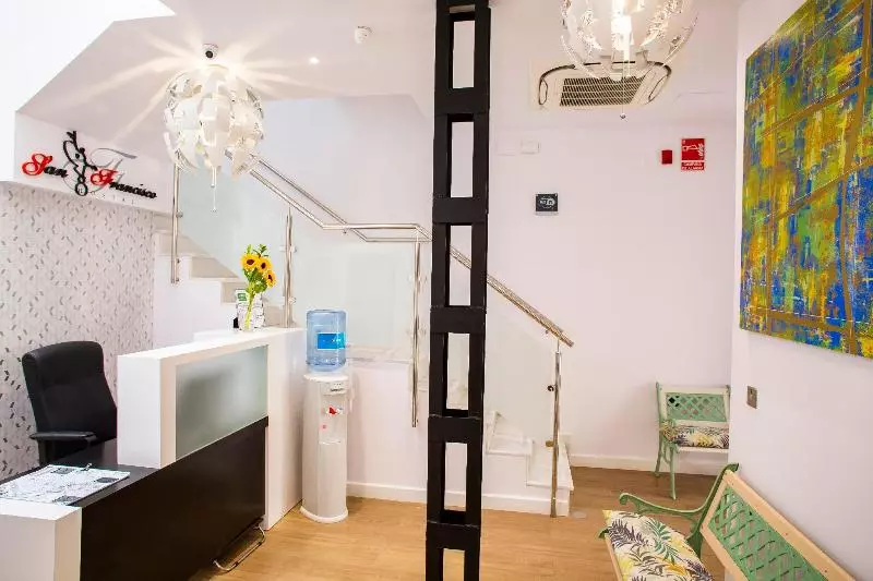 هتل Hostal San Francisco