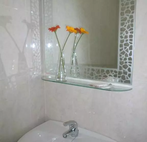 ホテル Hostal Santa Ana