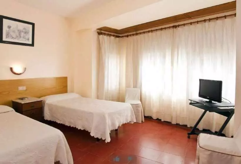 호텔 Hostal Tropical