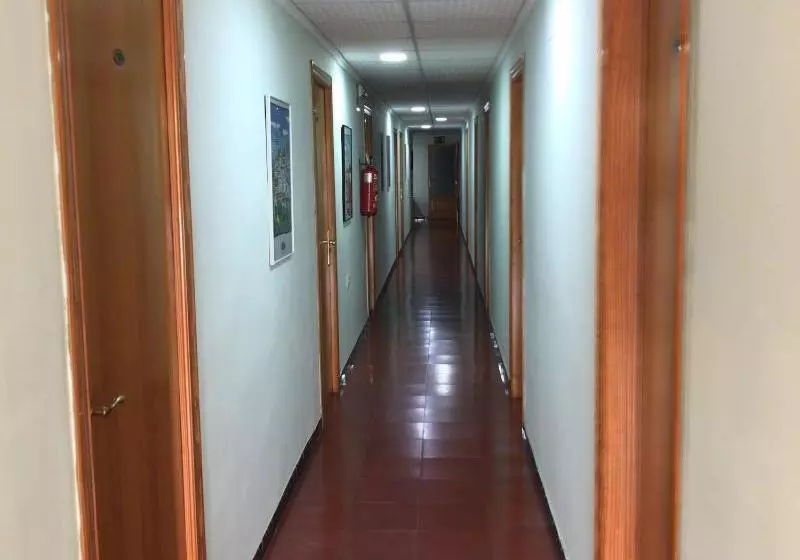 호텔 Hostal Tropical