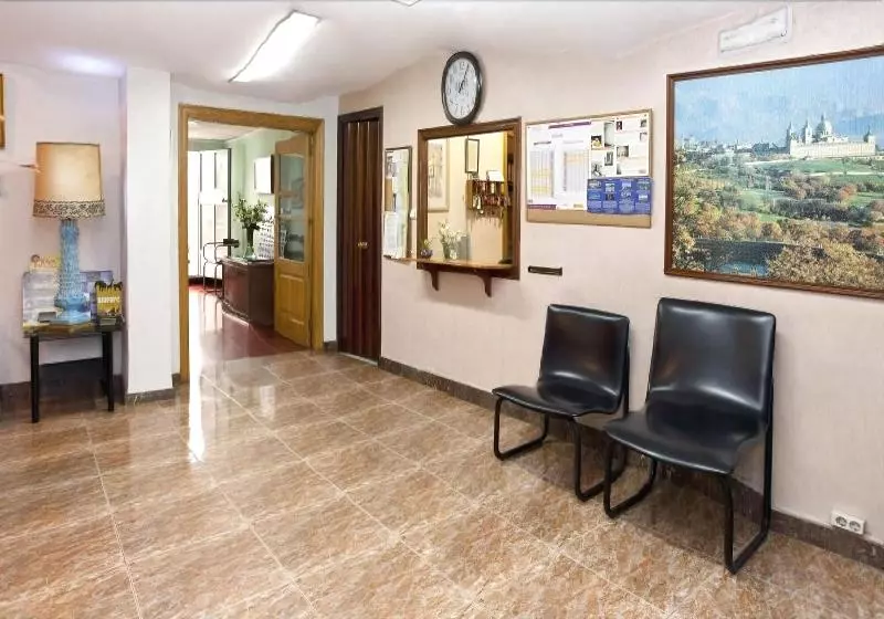 호텔 Hostal Tropical