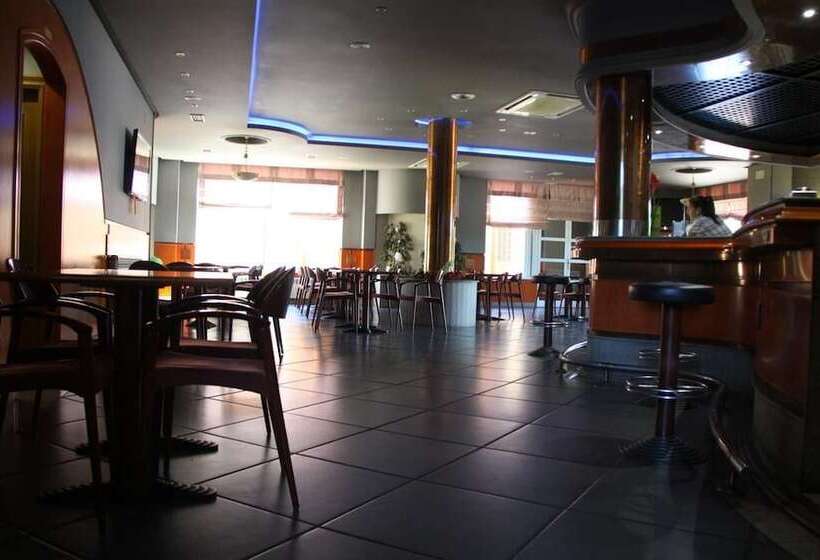 Отель Las Moreras