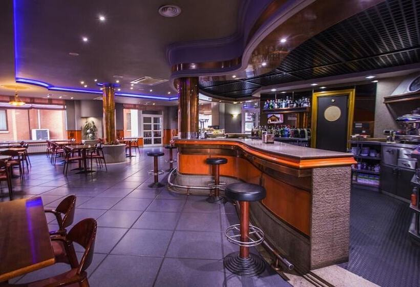 Отель Las Moreras