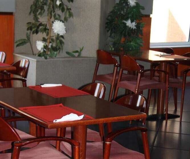 Отель Las Moreras