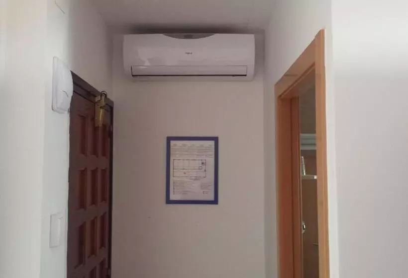 בית מלון כפרי Mediterrani Express