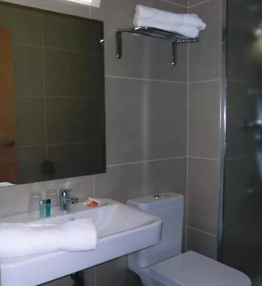 בית מלון כפרי Mediterrani Express