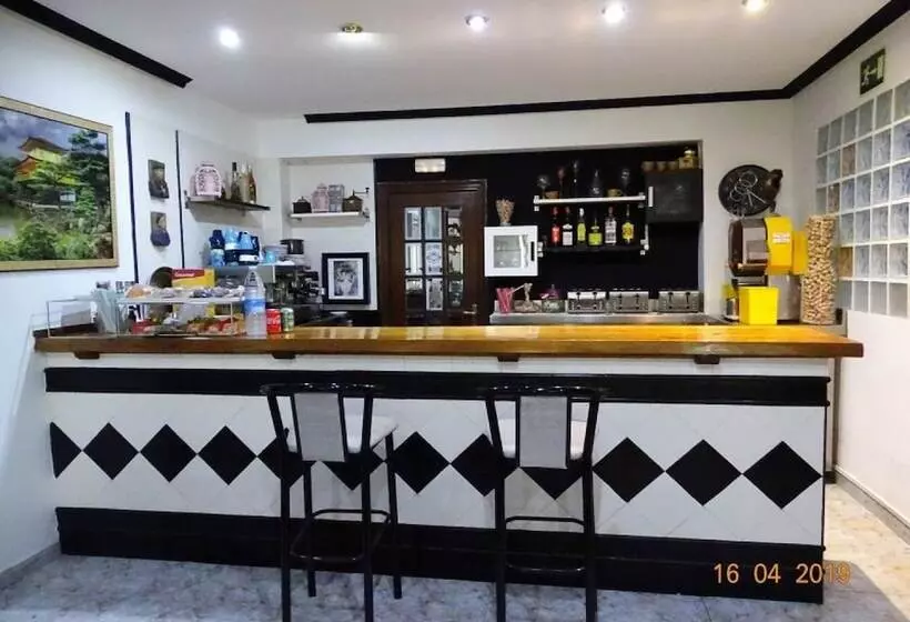 پانسیون Arenal Suites Bilbao