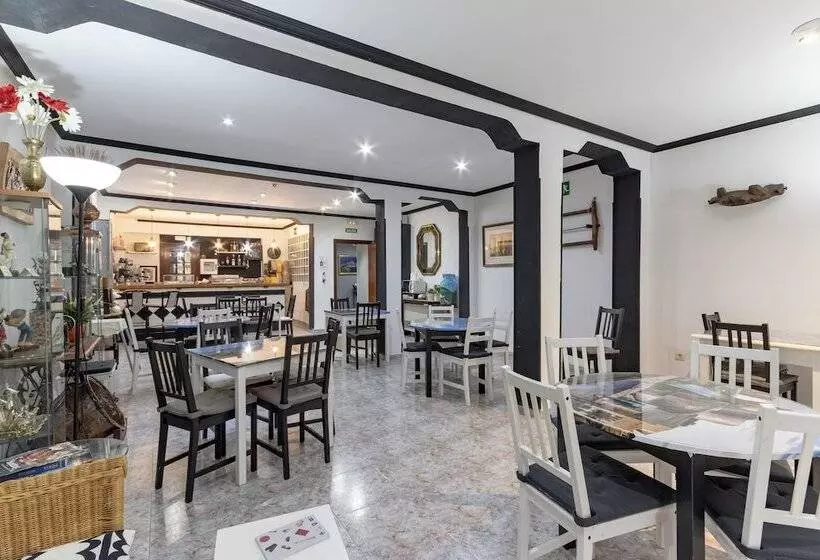 پانسیون Arenal Suites Bilbao