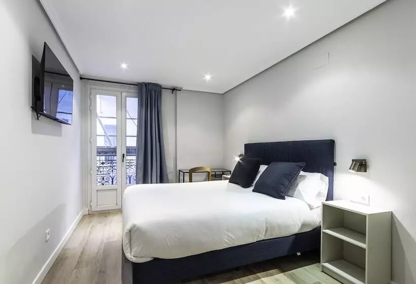 پانسیون Arenal Suites Bilbao