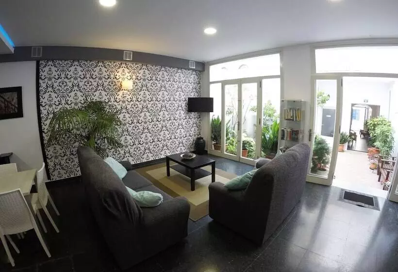 Hostal Mediterráneo