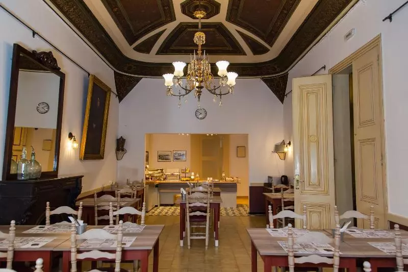 Hostal Plaja I Pati De Can Plaja