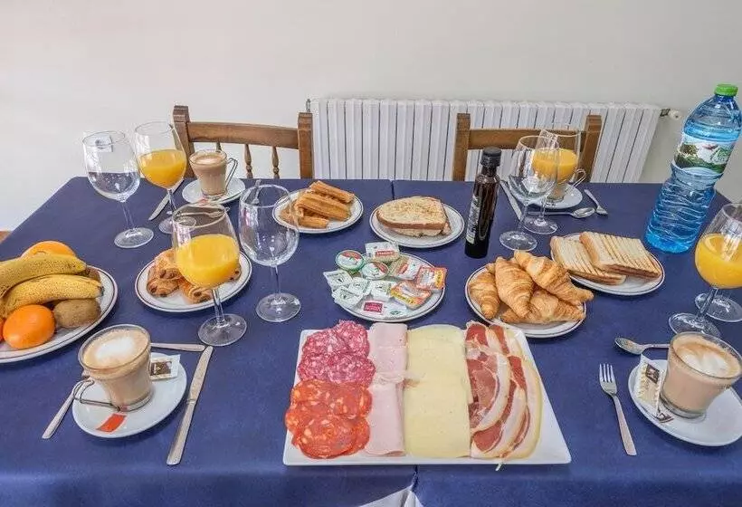 Отель Casa Marín