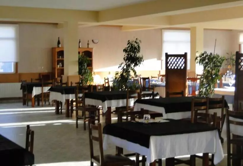 Отель Costa Verde