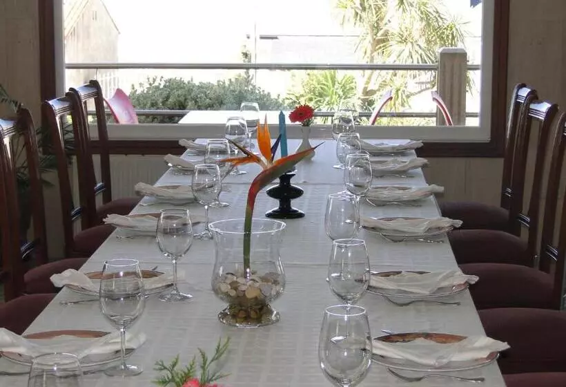 Отель Costa Verde