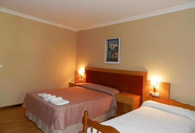 Отель Costa Verde