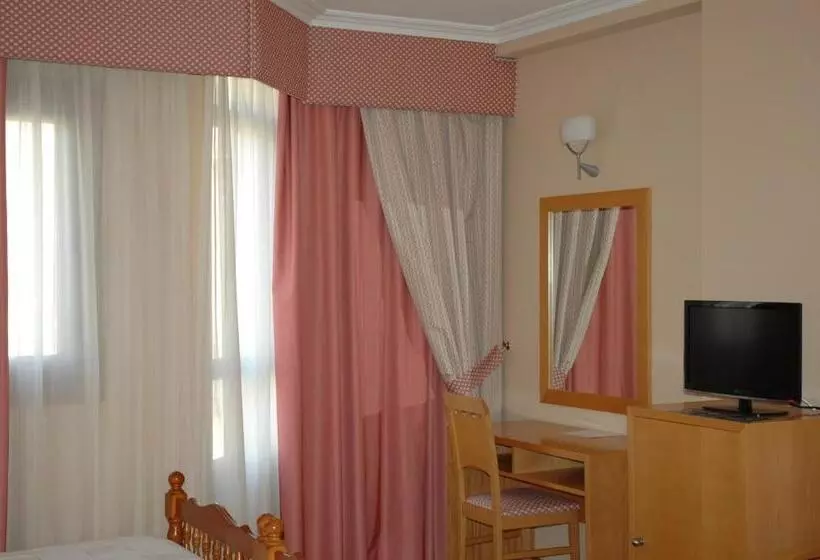 Отель Costa Verde