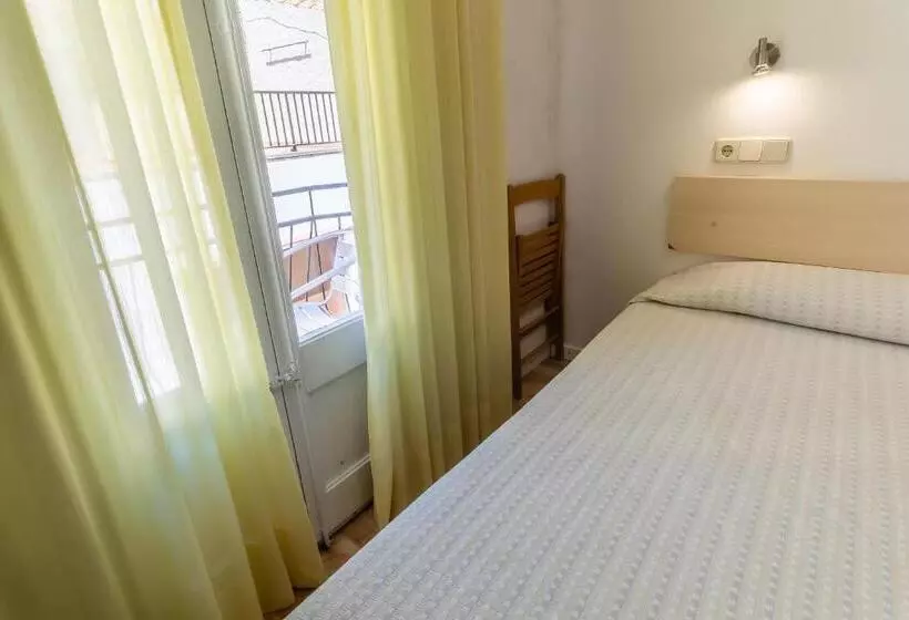 Отель Fonda Can Dalfo By Vivere Stays